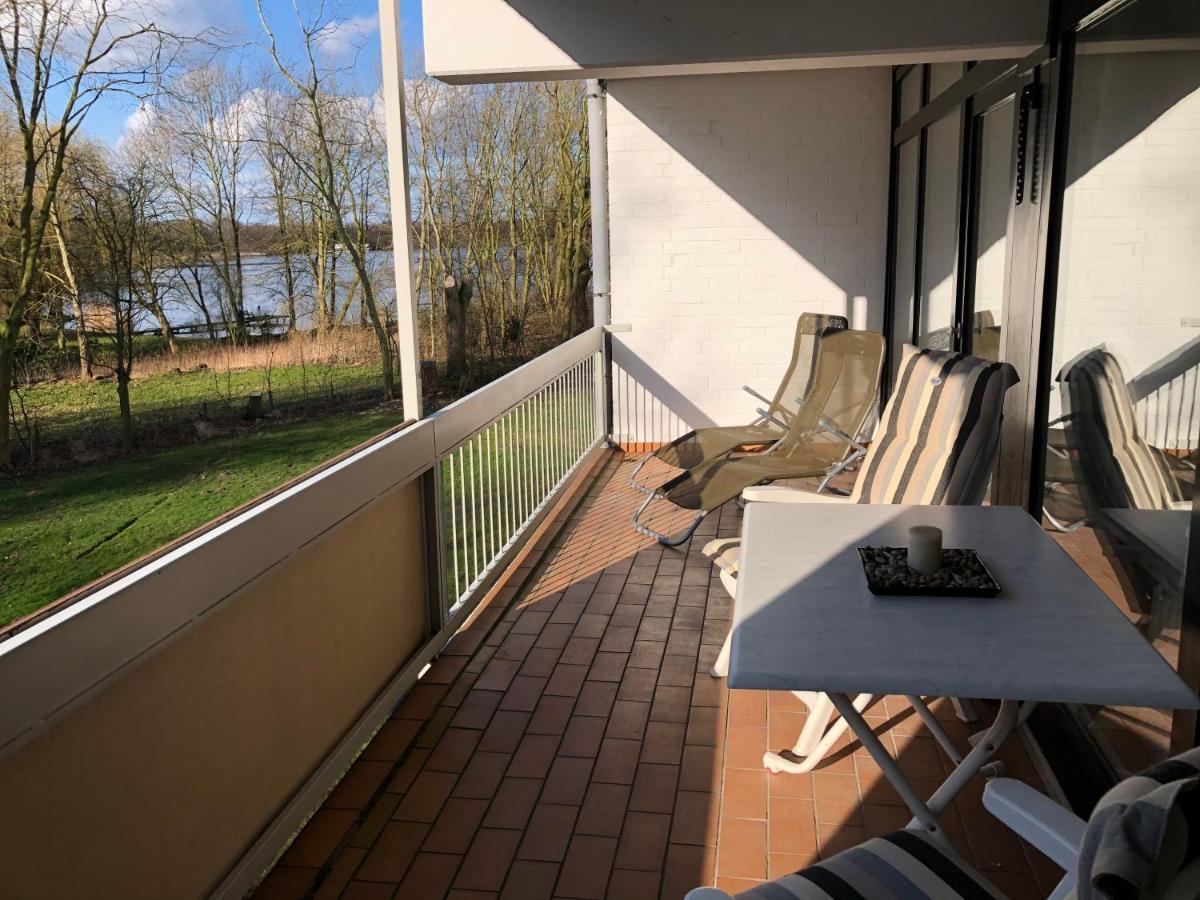 Moderne Am Yachthafen