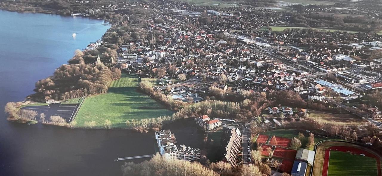 Moderne Am Yachthafen